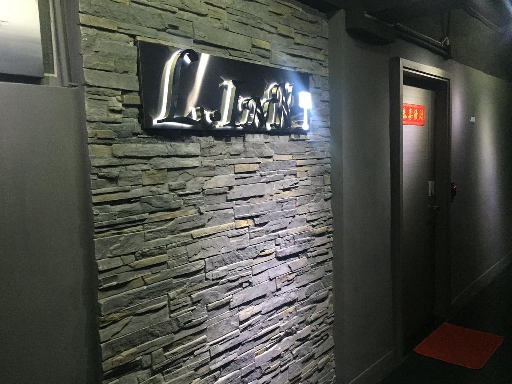 K & B Hostel Hong Kong Bagian luar foto