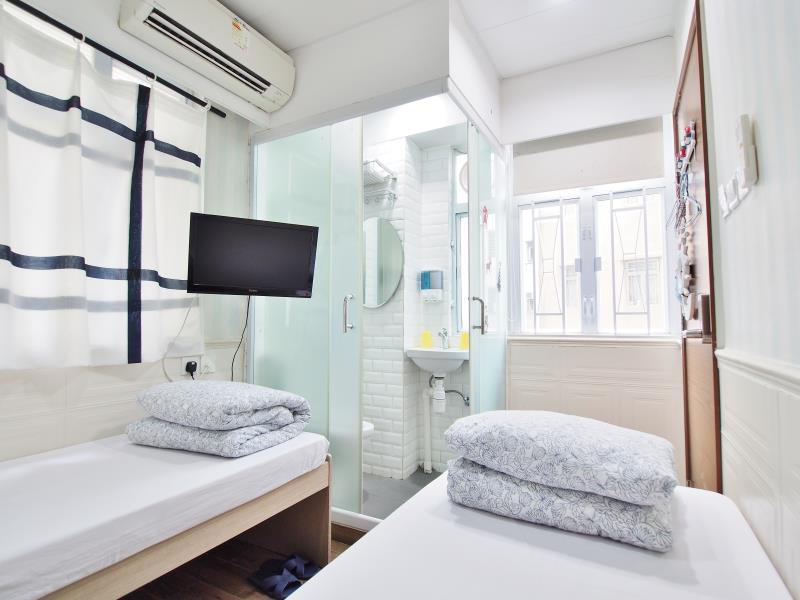 K & B Hostel Hong Kong Bagian luar foto